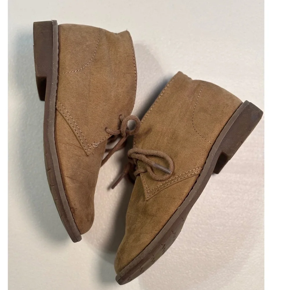 Children's Place Tan Suede Dress Shoes Toddler Boy Lace Up Size 12 EUC